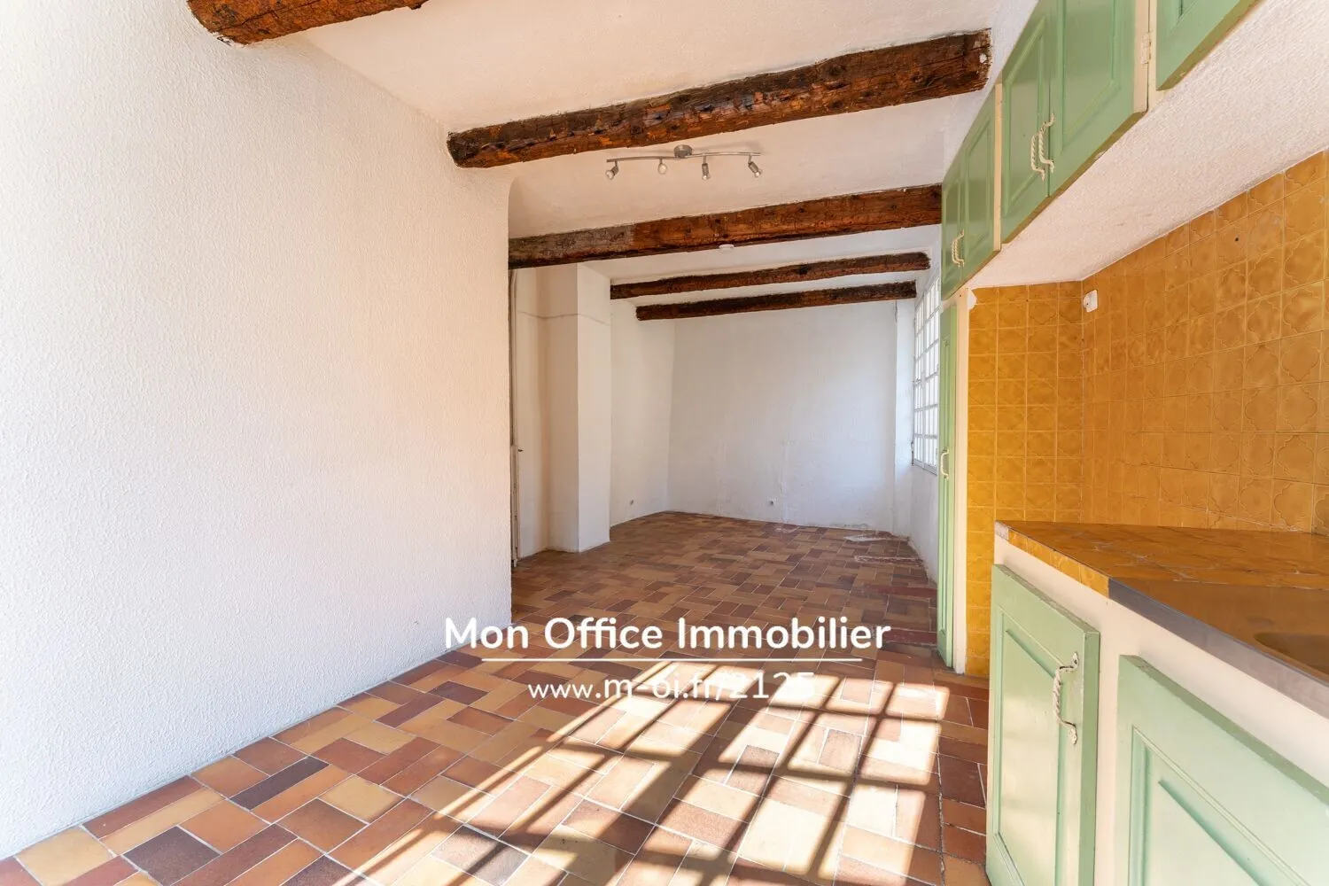 Photo 4 - Rians (83560) VENDUE- Maison de village/triplex- 2 chambres+ bureau - calme- grand garage
