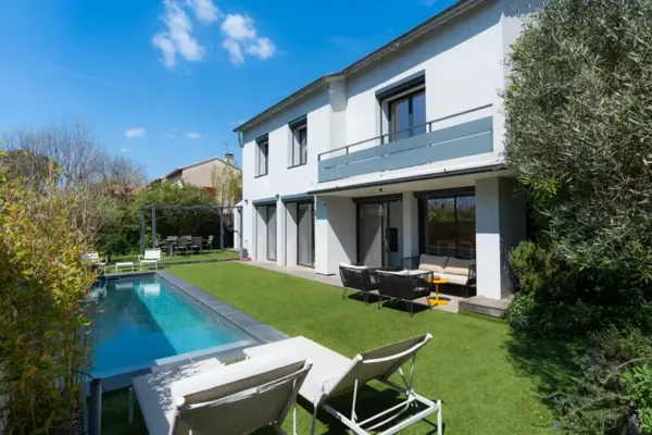Maison - Aix-en-Provence - 5240-NFI