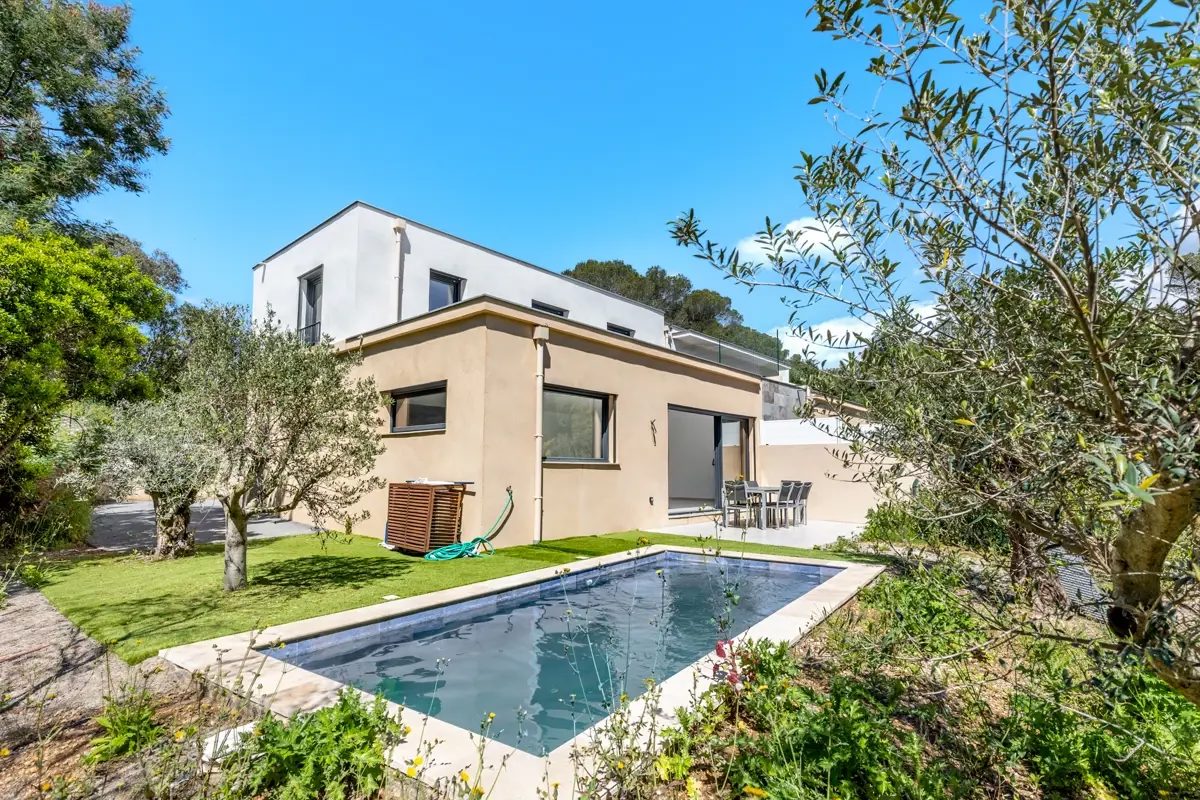 Maison 6 pièces 125 m² · à Saint-Raphaël · 125 m² · 750 000 €