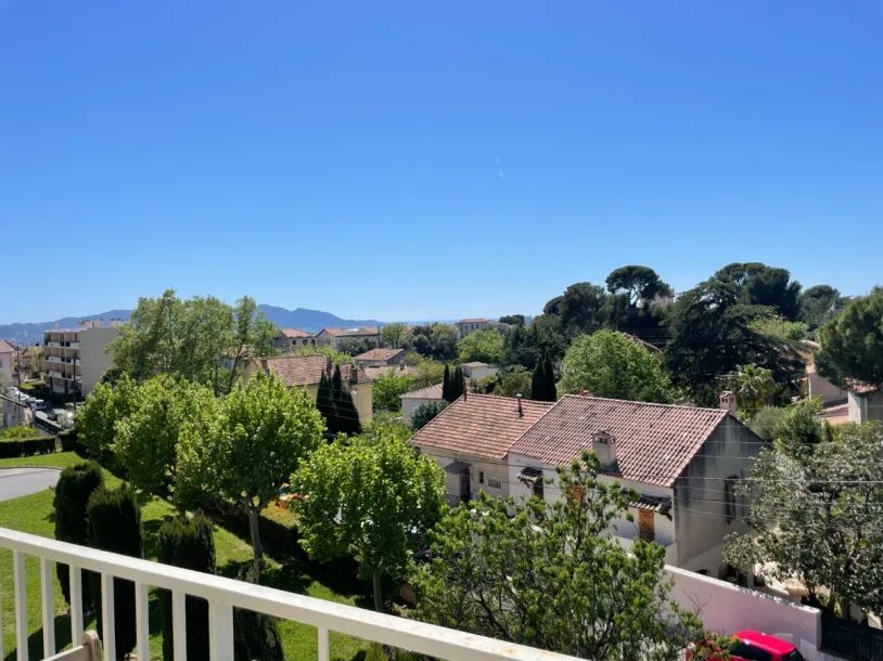 Appartement 4 pièces 76 m² · à Marseille · 76 m² · 299 000 €