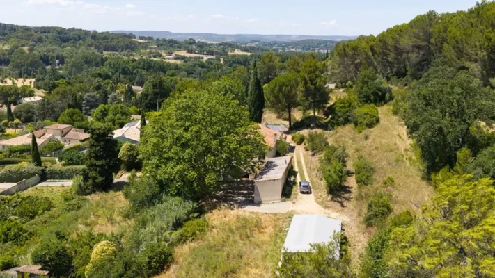 Maison 7 pièces de 231 m² sur un terrain de 10 500 m² avec pi...