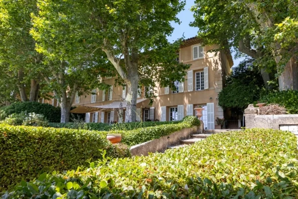 Aix en Provence - Bas de Bastide - XIX e siècle - 7 pièces - ...