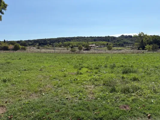 Bâtisse à réinventer -  Secteur des Platanes 