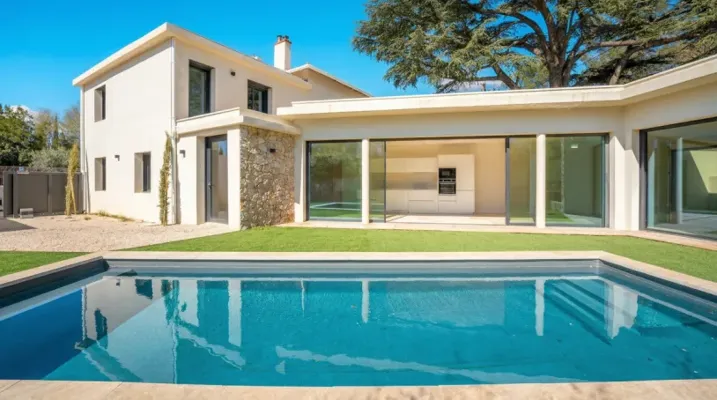 Maison 5 pièces proche IBS - Piscine et garage