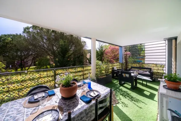 Appartement 4 pièces terrasse garage parking 