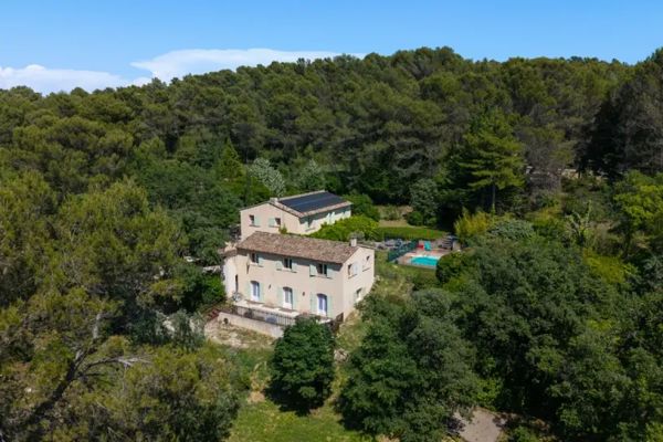 maison à Venelles