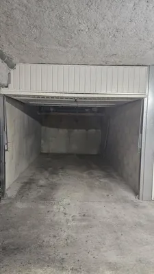 Parking - Aubagne - 6701-NZW