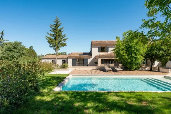 Maison Rénovée proche Aix-en-Provence