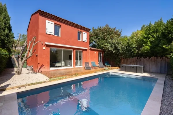 Maison rénovée avec piscine – Aix Sud Facultés - Sous-Préfecture